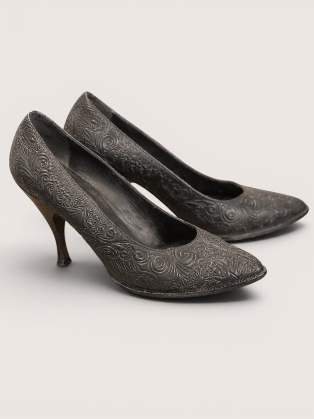 Vintage Maud Frizon Black Embossed Leather Heels * 8.5